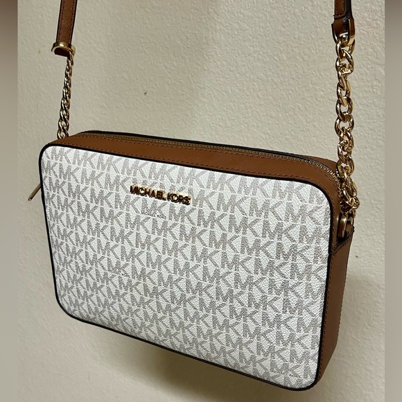 Michael Kors Jet Set Large Printed Logo Crossbody Bag -LIKE NEW CONDITION! - Picture 5 of 16